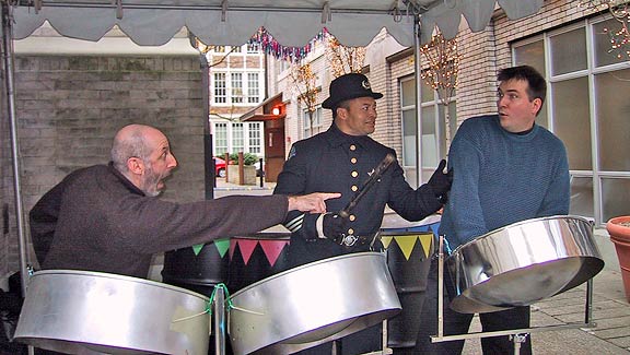 steel_drum_cop